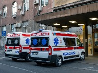 Automobil POKOSIO dve devojčice na Novom Beogradu