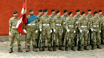 Žive na -40 u MRAKU, prvo PUCAJU, pa postavljaju pitanja: Ako Tramp krene, to će biti KRAJ NATO