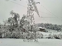 Selo kod Valjeva ŠEST DANA bez struje: Meštani OGORČENI, kažu da nije zbog snega