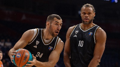 Dubai razbio Fener: Kamenjaš PREDOMINANTAN