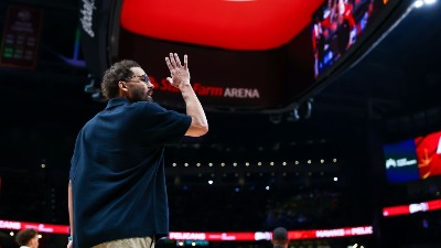 NBA zvezda trejdovana i to čula od spikera: Usred meča napustio dvoranu (VIDEO)