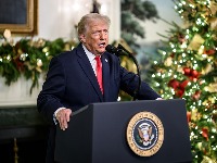 Tramp preti da bi Amerika mogla da NAPUSTI NATO: Sve zbog Grenlanda