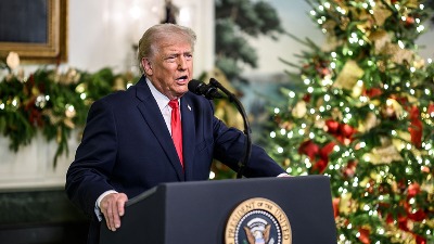 Tramp preti da bi Amerika mogla da NAPUSTI NATO: Sve zbog Grenlanda