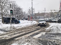 Evakuisano 20 osoba: Na "Milošu Velikom" automobili stoje, VANREDNA SITUACIJA u brojnim opštinama u Srbiji, mnogi BEZ STRUJE