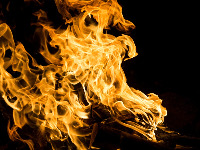 Ponovo izgoreo luksuzni auto na Vračaru