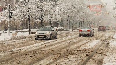 Snežni haos u Sloveniji: 36.000 ljudi bez struje