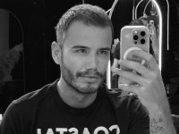 SAHRANJEN poznati frizer Matija Radulović: Dvadesetak neutešnih ljudi ispratilo ga na večni počinak