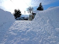 Ovo je zemlja u kojoj PADA NAJVIŠE SNEGA NA SVETU, a snežni nanosi su VIŠI OD KUĆA – preko 7 metara visine 