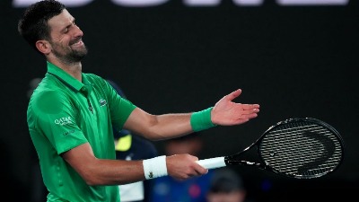 Đoković izgubio na treningu, ali jedan drugi detalj zabrinuo navijače (FOTO/VIDEO)