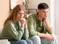 Zašto ostajemo u vezama koje ne funkcionišu: Psihologija otkriva najopasniju ljubavnu zamku