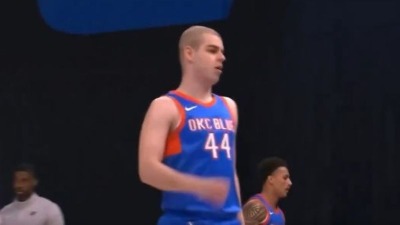 Predivne slike iz SAD: Nikola Topić pobedio rak i zaigrao za Oklahomu (VIDEO)