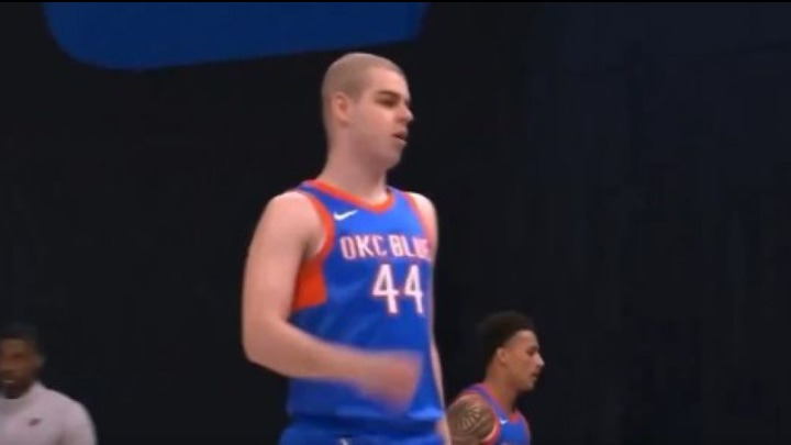 Predivne slike iz SAD: Nikola Topić pobedio rak i zaigrao za Oklahomu (VIDEO)