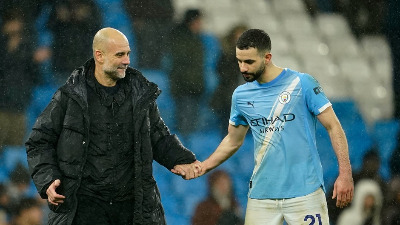 Siti sve rešio za poluvreme: Vila i Barnli slavili autogolovima