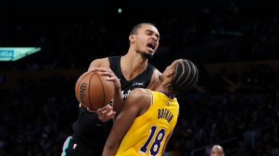 Istorijska bruka Lejkersa: San Antonio ih pregazio (VIDEO)