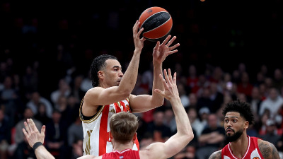 Zvezda posle DRAME izgubila u Pireju