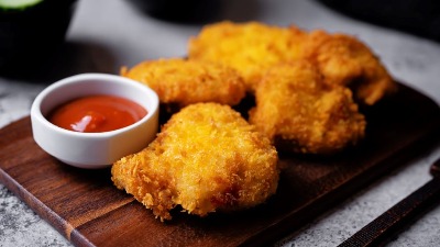 Jedem samo pileće nagetse, nisam okusila voće i povrće 25 godina: Ljudi su ŠOKIRANI kako se NIKADA NE RAZBOLIM