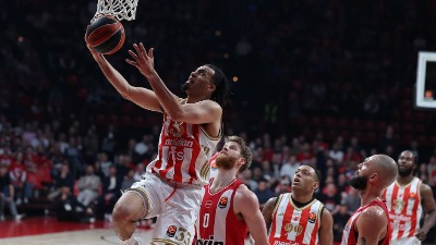 Nvora ne može da preboli suđenje u Pireju