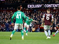 Njukasl okrenuo Vilu i otišao u osminu finala FA kupa