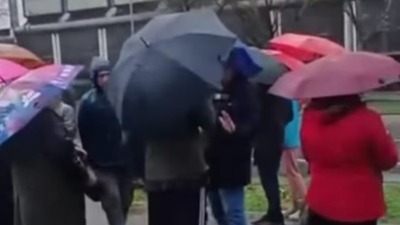 Krenuli da ograđuju park Ušće za akvarijum, građani zvali policiju i sprečili ih