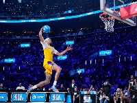 "Najgore zakucavanje u istoriji": Navijači besni (VIDEO)