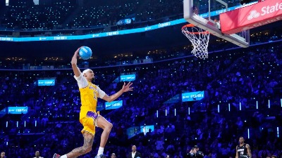 "Najgore zakucavanje u istoriji": Navijači besni (VIDEO)