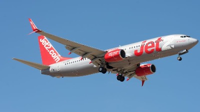 Rasističke uvrede "zapalile" avion: Masovna tuča putnika, pilot morao prinudno da sleti!