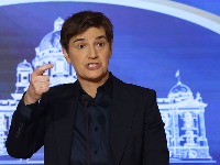 Brnabić prilog TV N1 o plaćanju učešća na mitingu SNS u Areni okarakterisala kao "apsolutnu glupost"