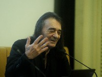 Dado Topić u SANU otkrio nepoznate detalje: Evo zašto su odbili da sviraju za kraljicu Elizabetu 