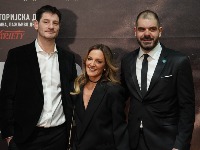FILM "OBRAZ" - crnogorski kandidat za Oskara premijerno prikazan u Beogradu: Igor Benčina prošetao crvenim tepihom u elegantnom izdanju (FOTO)