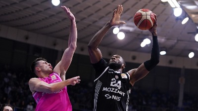 ŠOK Mega RAZBILA Partizan u Čairu