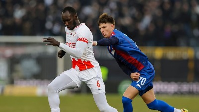 Bivši igrač Partizana doneo pobedu Radničkom u 94. minutu!