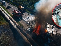 Jastuci paravan za šverc droge? Kamion pun marihuane stigao do Srbije, pa misteriozno planuo