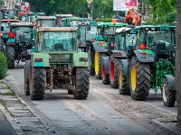 Poljoprivrednici objavili plan blokada puteva u Srbiji za danas