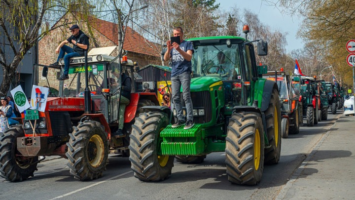 "Lice ubačeno iz vrha vlasti izazvalo incident": Poljoprivrednici upozoravaju - "pokušavaju da naprave razdor"