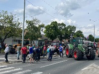 Poljoprivrednici iz Mačve obustavljaju proteste: Ostali smo sami, rekli smo i studentima...