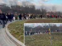 Radnici na ulici, mašine stoje: Štrajk u fabrici u KG (VIDEO)