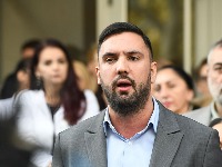 Simić (PSG): Grad ćuti dok vrtići sami donose odluke o bezbednosti dece