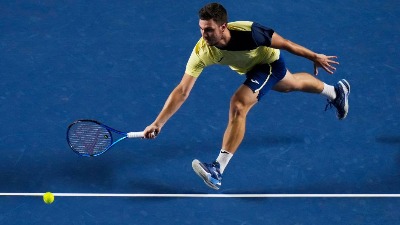 Kecmanović ispao u polufinalu u Akapulku