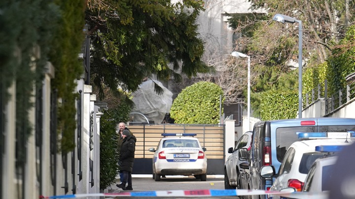 ŠOK OBRT! Napadač POGREŠIO KUĆU pa bacio bombu na Čolinu vilu? Ispituje se ko je bila PRAVA META, šteta ogromna!