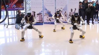 NEMCI PIŠU: Vučić sanja robote u vojsci