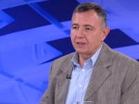 Anđelković: EU igra na sigurno, ne mareći mnogo za demokratiju u Srbiji