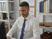 Izašao je 3 minuta ranije s posla, a ona mu je stigao mejl od šefice: Zbog sadržaja poruke svi su poludeli (FOTO)