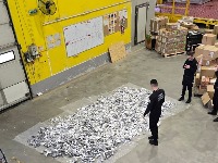 Droga u magacinu kurirske službe: Zaplenjeno preko milion psihoaktivnih tableta (FOTO)