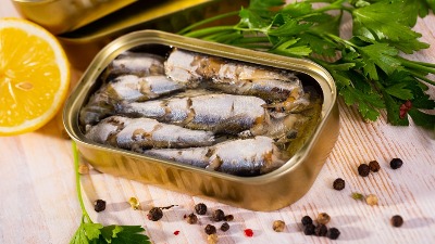 Ovo je istina o konzerviranoj ribi, kažu lekari