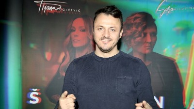 Turci oteli Daniela Kajmakoskog kod Beton hale, pa slupali auto u Rumi! Vezali ga, pretili pištoljem i tražili 20.000 evra