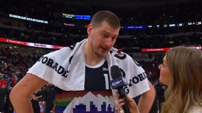 "To radim sada...": Prve reči Jokića posle rušenja Oskara Robertsona (VIDEO)