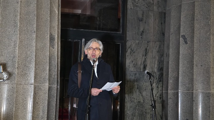 "Srbija će biti odbranjena, kunem vam se životom": Jaka poruka sa protesta ispred Ustavnog suda