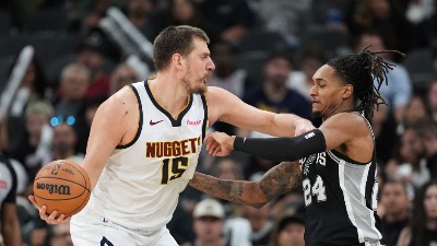 Jokić brutalnom partijom srušio Sparse! Denver slavio uz tripl-dabl Srbina