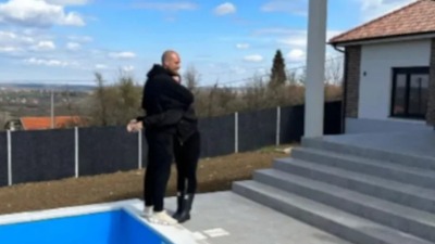 VILA IZ SNOVA NA KOSMAJU! Poznati par iskeširao 300.000 € za porodični raj!