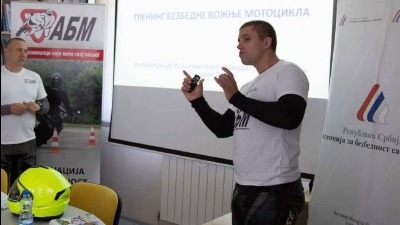 Vladimire Jevtiću, dosta je bilo!